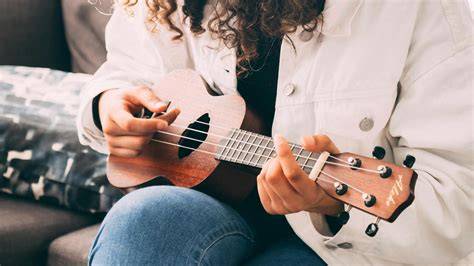 Bermain sEX bisa pakai ukulele dan nafsu membara — hot pron image 1