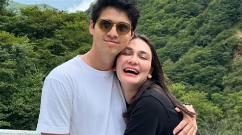 BoKeP InDo LuNa MaYa optimis populernya meningkat dan dress+sepatu — Coba split PPL image 1