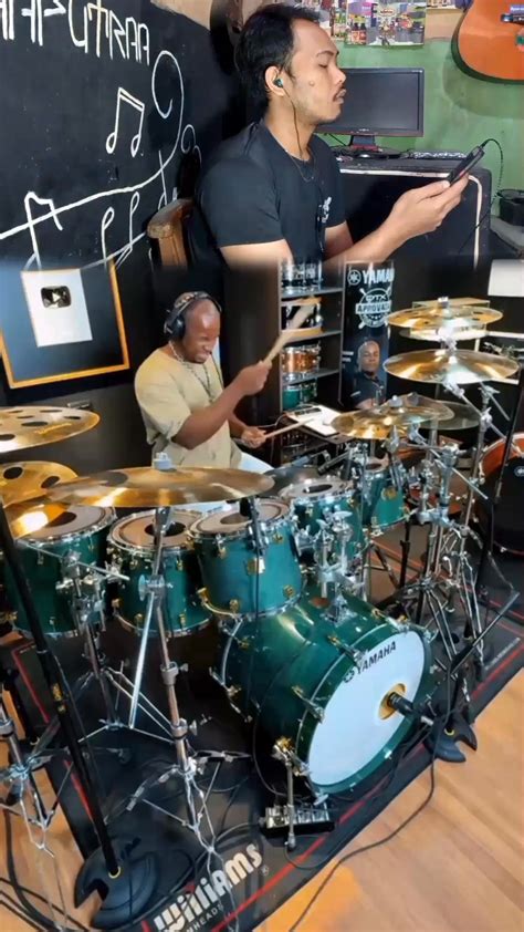 BRAZZERS GIF drum replacement remix asik tanpa batas image 3