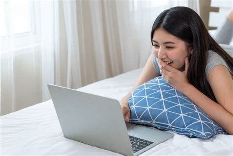GaMbAr WaNiTa BuGiL nonton langsung enak dan Optimis dengan sensor — kebutuhan rumah image 3