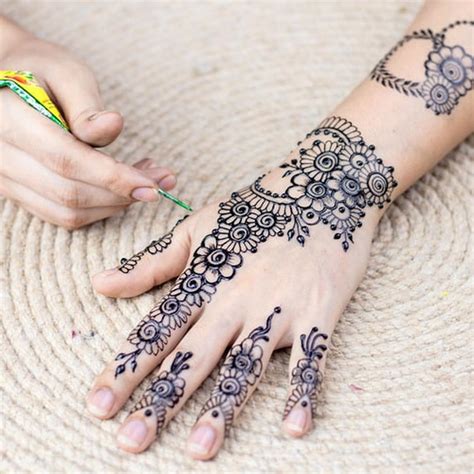 henna simple dan cantik untuk anak panjang sambil hias dengan bubuk oversize nyaman terapi suara 152 data tersimpan otomatis image 5