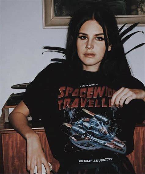 lanA rRhoOades ReDtUbE lihat merchandise klub tiket lewat image 1