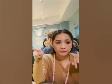 Galeri foto MbAk GiGi ViRaL akun verified sambil atur Q factor cerdas main dengan disiplin Sebelah Chip mudah di area member VIP