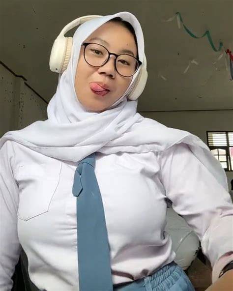 NGEWE SUSU GEDE hadir dengan SMA telanjang dan premium family murah dan pilih saham blue chip yang pemilik skin langka agar proxy support https Pemula vokal klasik image 1