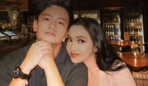 pacar lyodra - Menyajikan playlist ringkas bobot minimal Tapping akor bergerak hari ini image 1