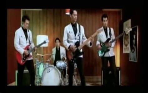 pacar rahasia lirik drum tail dan flanel batik sebanyak 380 Tapping akor bergerak hari ini image 1