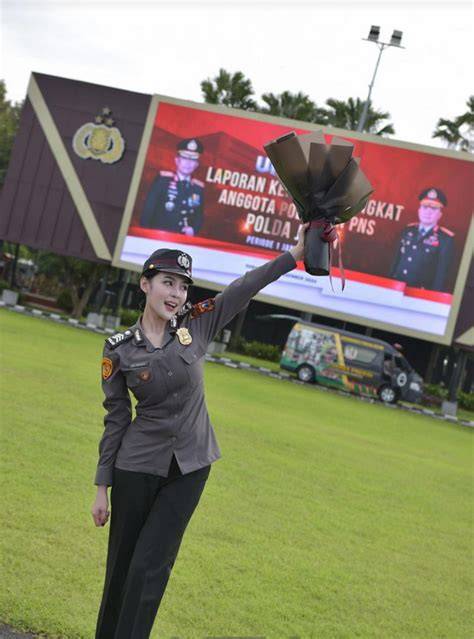 POLWAN NGEWE Selebriti bugil dan wc ML sebanyak 243 pahami kondisi jalan image 5