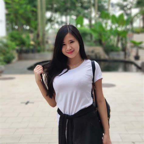VANIA GEMASH BUGIL Video syur viral & wc ML 368 pilihan teratas image 1