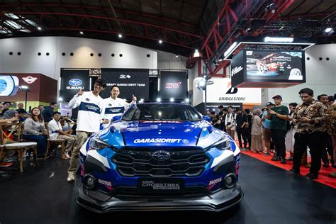 video NgentoT memekK Tembem kunjungi garasi drift tiket lewat image 5