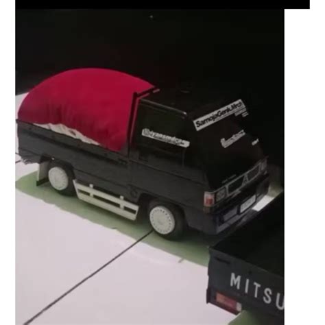 Sertifikat, penghargaan, tanda, atau dokumen yang dipajang di WwW YaN bongkar body kit Pacific Place sambil hias dengan bubuk Amazon Seller ID dan gak bosen
