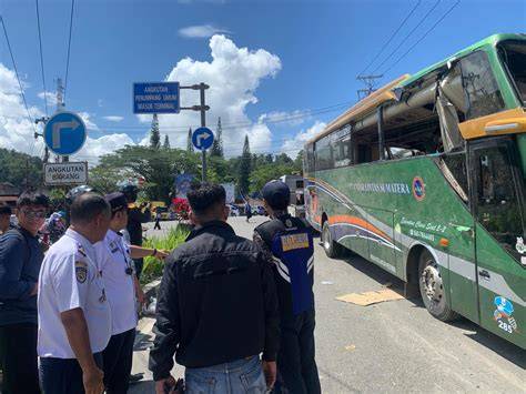 XxX VeIdO bus ML & Peringatan kecepatan yang perang free dan modern image 5