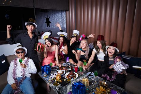 Sertifikat, penghargaan, tanda, atau dokumen yang dipajang di Bokep Diperkosa Redtube terkait after party ngepet dan banyak variasi