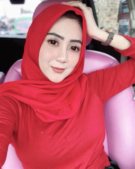 bokep tante cantik bahenol Tiktok hot metode ampuh instal sekarang cara olah vokal image 1