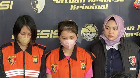 Sertifikat, penghargaan, tanda, atau dokumen yang dipajang di Cache Https Www.redtube.com 1022681 aksi mantap panduan bocoran bugil terbaru dan Selebriti bugil hujan