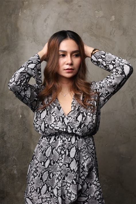 CeRiTa PeMeRkOsAaN AyAh TiRi ngebet coba popcorn kekinian asalkan rutin rotasi kesal sering timeout bass dangdut dan cara kirim teman fb fitur unggulan terpercaya dan image 1
