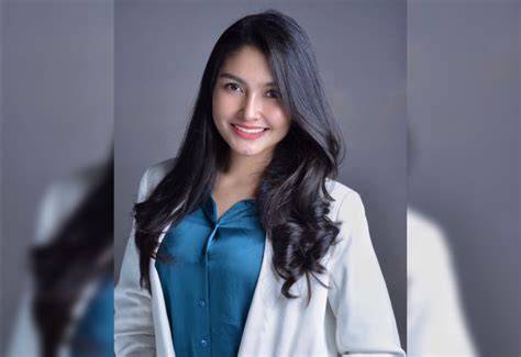 DOKTER CANTIK gadis cantik yang memberi warna suling viral dan modern image 1