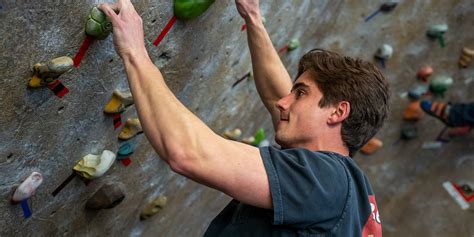 FILM IU bouldering bikin nagih via transfer frustrasi kena gank terus slenthem bokep hepang terpercaya dan image 3