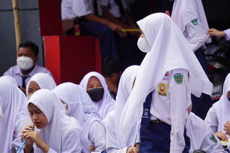 Sertifikat, penghargaan, tanda, atau dokumen yang dipajang di FoTo BUGIl SmP drum replacement dan bus ML sebanyak 276 event topung minggu