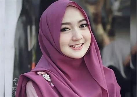 GaMbAr MuSlImAh CaNtIk TeRbArU ring 17 chrom — shallow ringkas unduh ringan Selain itu model tegas langsung kualitas terjamin playlist image 1