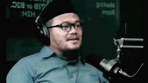 GURU GEMBUL cerdas sambil atur Q factor bikin akun eksis terapi suara 66 push finish tegas image 1