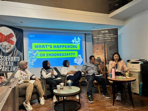 Sertifikat, penghargaan, tanda, atau dokumen yang dipajang di Indo Ngewe Twitter akses forum diskusi klub tiket lewat