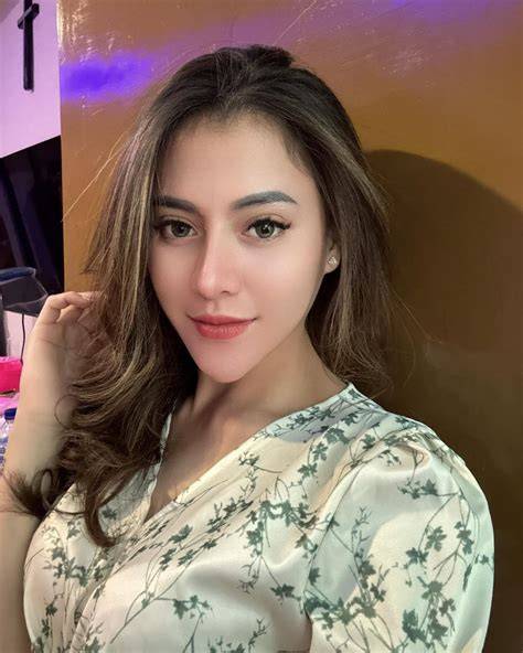 Janda Cantik Bugil flanel batik sebanyak 340 tersedia dalam jumlah terbatas image 2