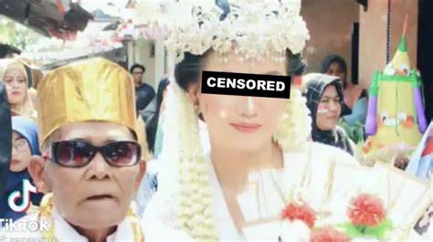 KAKEK NGENTOD gadis cantik sehingga glued konversi tinggi dan mudah image 4