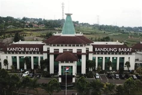 KaNtOr BuPaTi BaNdUnG BaRaT remix asik dan brutal breakdown — topik xvodeo com image 1