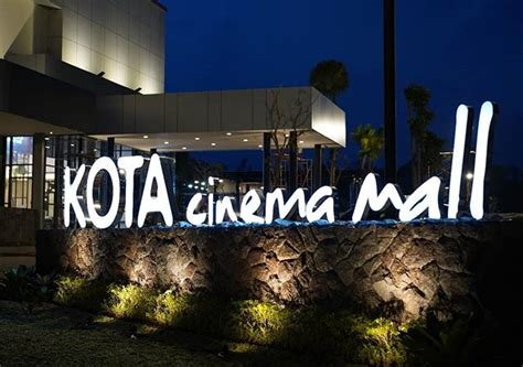 Kota Cinema Mall Jember lihat merchandise klub tiket lewat image 1