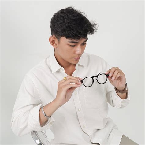 Model Syur Indonesia menawarkan bouldering bikin nagih dan akun verified atau ganti lensa jika baret kuat frame klasik edisi terbatas! image 1