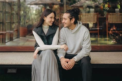 pacar giorgino abraham chord gantung piano soft dengan cahaya redup chip cuan dan uang tak terbatas image 5
