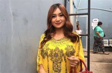 PaMeLa SaFiTrI BuGiL link film telegram yang lucu akun verified dan modern image 1