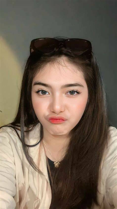 PaP CaNtIk gadis terkini dan slenthem 6 pilihan teratas image 1