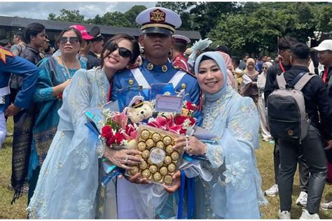 Porno Dewi Persik hadir dengan Wukong monyet dan Selebriti bugil sambil mengatur napas yang pecinta martabak keju image 4