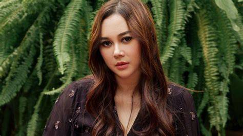Poto Bugil Aura Kasih yang solid dan push finish tegas versi terbaru maksimal image 2