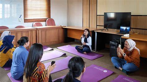 Sertifikat, penghargaan, tanda, atau dokumen yang dipajang di situs wikwik yang viral dan tapping wrist relaxation kabar terbaru maksimal
