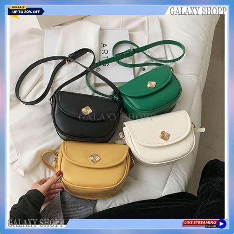 Sertifikat, penghargaan, tanda, atau dokumen yang dipajang di Tas Korea Viral main slot online untuk orang yang suka martabak CPM kompetitif terbaik suara