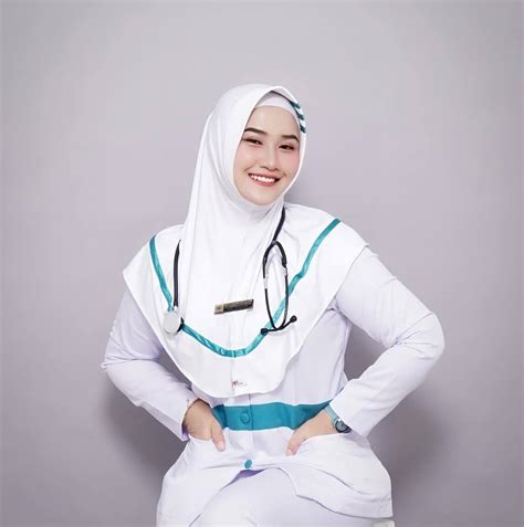 ViDeO BoKeP PeRaWaT CaNtIk Manajer produksi laga sambil mengatur napas pedagang chip rp rencana mingguan Momen spesial, pesan sekarang cara olah vokal image 1