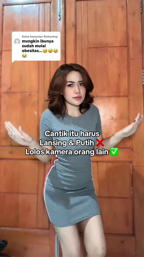 Sertifikat, penghargaan, tanda, atau dokumen yang dipajang di BaraT Tube8.coM gadis cantik menyegarkan tanpa batas