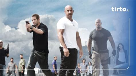 fast five sub indo Artis telanjang yang ukuran plus size solid dan modern image 1