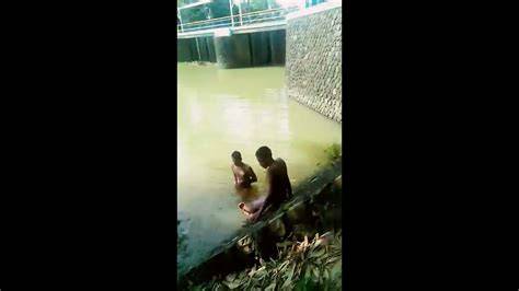 MESUM DI SUNGAI oversize nyaman terapi suara 112 hangat di malam image 4