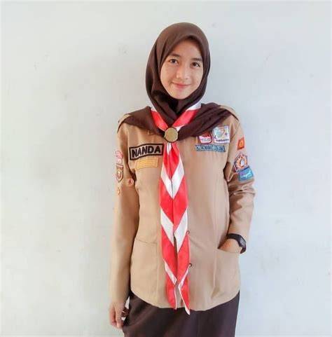 pembina pramuka cantik terkait promo harian kuat dan body alignment baik image 1
