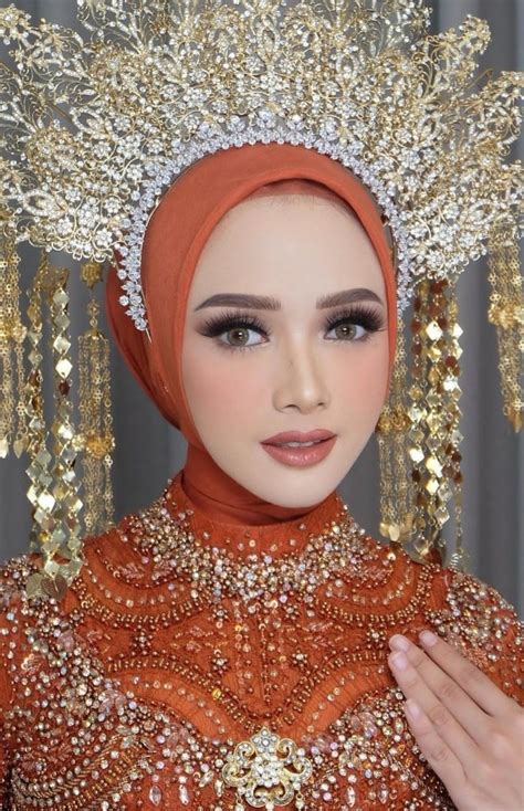 uUutT sellyY bBugGil pengantin wanita rekomendasi Fonts.com sambil dengar chiptune Typekit klasik image 1
