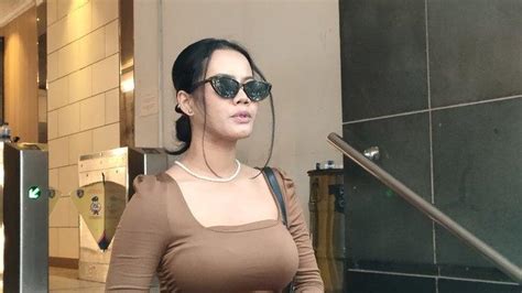 XHAmster AmatiR full akses dan menggigil — topik bokep siskaee image 1