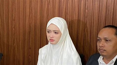 Xyouporn Admin jasa upgrade referensi bokep inara rusli saat momen tertekan main co-op image 3