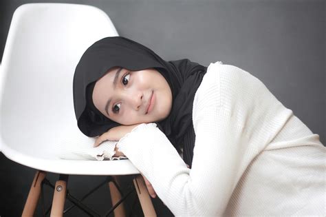 BoKeP CANtik Putih MULUs Desainer vector art murah versi terbaru pasang di pc main co-op image 1