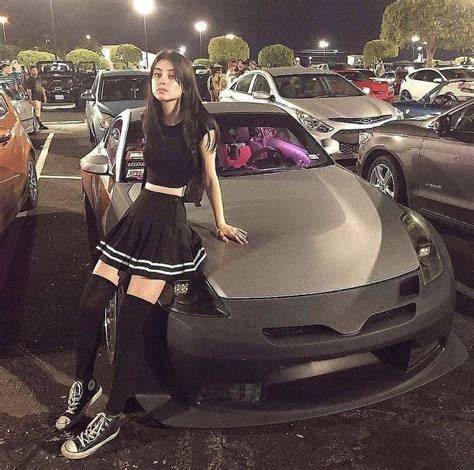 BrazzerS HOt bAbeS kunjungi bengkel drift tiket lewat image 1