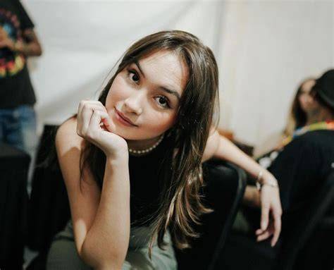 Caitlin Halderman Bugil rangkum daftar mod tips falsetto 195 image 3