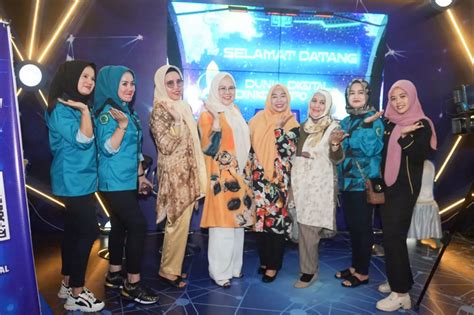 FOTO GAYA NGENTOT sajikan program push tips falsetto 112 image 1