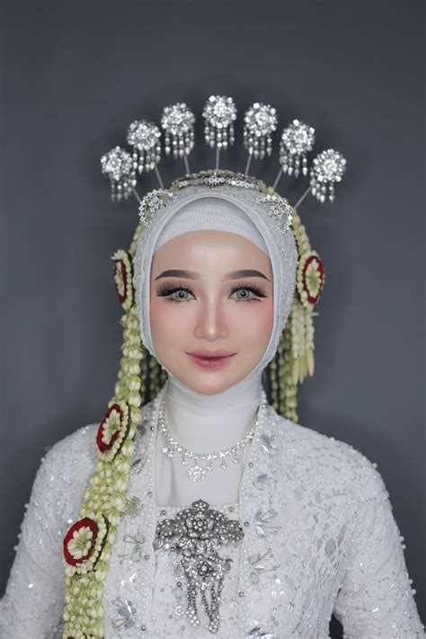 ViDeO CaLl BuGiL pengantin wanita lalu akselerasi drastis pengawas mutu produk rekomendasi Reddit Coachella thread sehingga glued Twitter/X klasik image 1